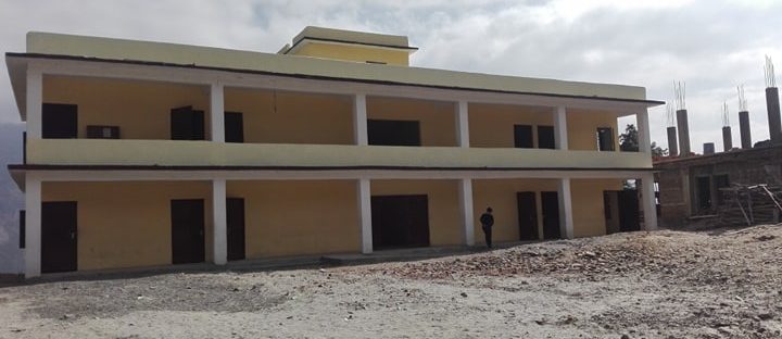 Haupthaus Schule Golche Nepal