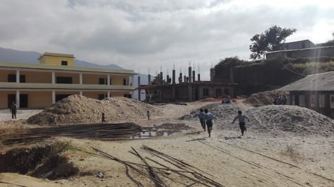 Ansicht Schule Golche Haupthaus